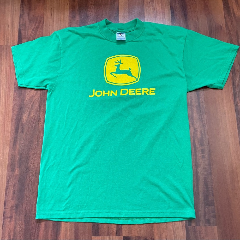 John Deere large mens tshirt